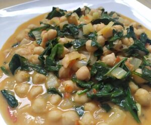 Garbanzos con Espinacas en Olla Express | CuÃdate y Saborea